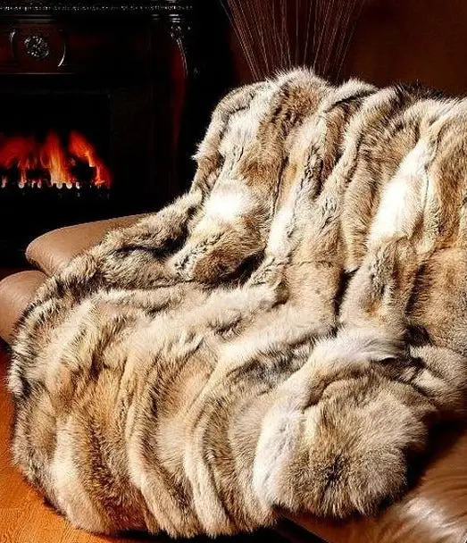 M. MILLER M.Miller Real Coyote Fur Section Throw Blanket 2 M. MILLER M.Miller Real Coyote Fur Section Throw Blanket - Image 2